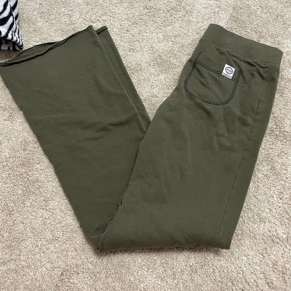 Victoria secret sweatpants - Picture 4 of 4